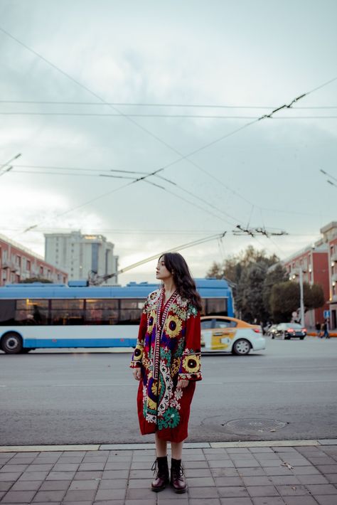 Tajiki Dress, Tajik Aesthetic, Ethnic Photoshoot, Persian Traditional Clothing, Kazakh Art, Armenian Women, National Clothes, Dramatic Classic, Wardrobe Design