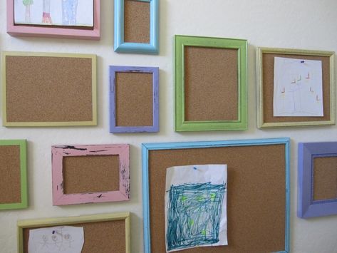 Toy Room Organization, Cork Board Wall, Diy Cork Board, Displaying Kids Artwork, Room Organisation, Art Display Kids, Framed Cork Board, Classroom Art, Deco Originale