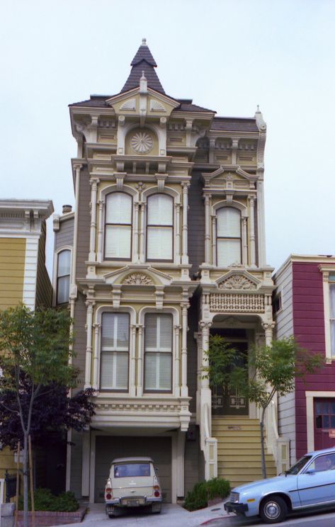 Victorian Row House San Francisco, CA - 1979 | Jim | Flickr Victorian Row House, San Francisco Pictures, Downtown Oakland, Oakland Hills, Victorian Style House, Victorian Style Homes, Row Houses, San Francisco Houses, Oakland California