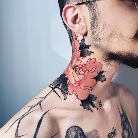 Men Red Tattoo, Guys Numbers, Heart Neck Tattoo, Floral Neck Tattoo, Black And Red Tattoo, Tattoo Leaf, Side Neck Tattoo For Guys, Rose Neck Tattoo, Flower Neck Tattoo