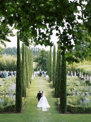 Garden Wedding at Les Mas des Poiriers in Aix-en-Provence, France | 24 more photos on PartySlate French Wedding Venues, Wedding Ceremony Aisle, Wedding In France, Ceremony Aisle, Provence Wedding, Northern California Wedding, Luxury Wedding Venues, Ceremony Inspiration, France Wedding