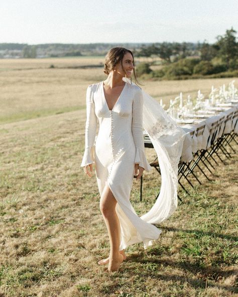 Meaghan Cox on Instagram: “It’s a dream come true seeing our wedding on @martha_weddings today 🕊🌞 Every little detail is covered and I’m pinching myself seeing our…” Shona Joy La Lune, Shona Joy Dress, Martha Weddings, Shona Joy, Elopement Dress, Modern Bridal, A Dream Come True, Wedding Mood Board, Wedding Mood