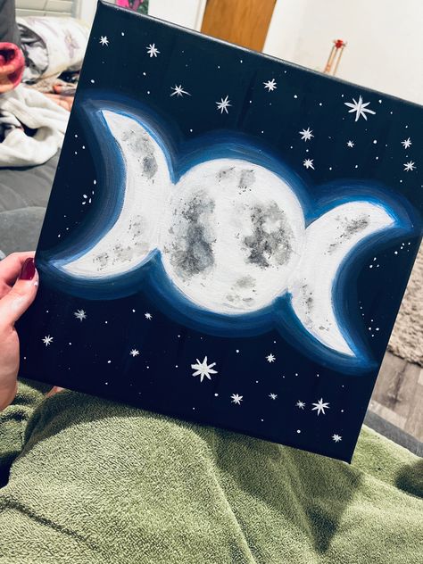 Triple Goddess Acrylic Painting Mystical Paintings Easy, Painting Ideas Witchy, Witchy Acrylic Painting, Goth Painting Ideas On Canvas, Wiccan Painting, Witchy Art Painting, Witchy Painting Ideas, Easy Spooky Paintings, Triple Goddess Symbol