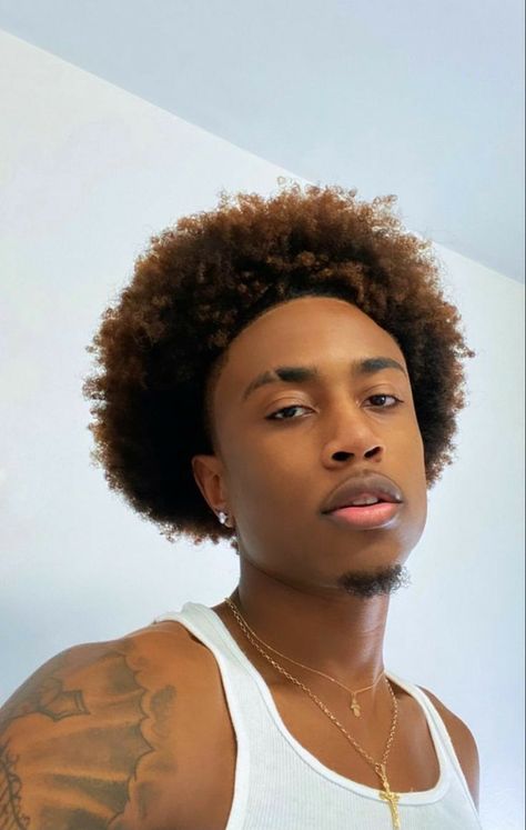 Black Men With Brown Hair, Dyed Afro, Using A Curling Iron, Mens Twists Hairstyles, Boys Colored Hair, Afro Hairstyles Men, Curly Afro Hair, Black Hair Cuts, Curly Haircut