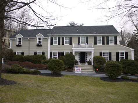 hardiplank_monterey_taupe_gaf_timberline_charcoal_marvin_windows Hardie Monterey Taupe, James Hardie Siding, Terrace Floor, Hardie Siding, Modern Roofing, Short Hills, Hardie Plank, James Hardie, Moulding Profiles