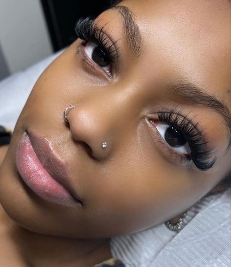 Types Of Lash Extension Styles, Lashes Black Women, Lash Extensions Styles Black Women, Birthday Lashes, Piercings Nase, Best Lash Extensions, Cute Lashes, Cute Nose Piercings, Lashes Fake Eyelashes