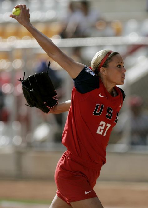 Missing softball :( Jenny Finch, Jennifer Finch, Jennie Finch, 2004 Olympics, Softball Pitcher, Softball Stuff, My Top 3, Girls Softball, Softball Team