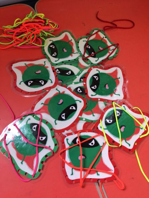 Trap the evil peas. Supertato. Veggies assemble. Supertato Activities, Superheroes Eyfs, Eyfs Provision, Super Hero Activities, Toddler Fine Motor Activities, Reception Classroom, Reception Class, Funky Fingers, People Who Help Us