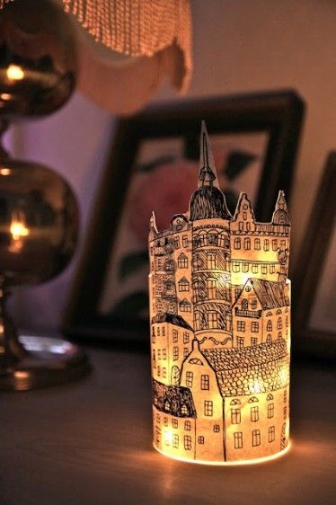 Paper Lanterns Inspired by Stockholm · Candle Making | CraftGossip.com Vika Papper, Paper Lanterns Diy, Paper Blog, Diy Projektit, Diy Papier, Christmas Projects Diy, Paper Lantern, 15 Diy, Cool Ideas