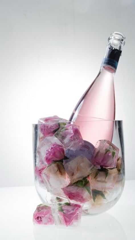 Flower Ice Cubes, Frozen Rose, Champagne Brunch, Jillian Harris, Ice Cubes, Party Drinks, Ice Cube, Pretty Flowers, Party Planning