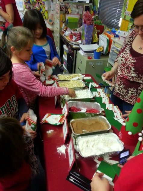 Reindeer feed table for school Christmas party, each child made there own bag of reindeer food , to sprinkle on there lawn Christmas eve night. ... Primary School Christmas, Elementary Nostalgia, Elementary Christmas Party, Christmas Elementary School, Christmas At School, Reindeer Feed, Christmas Eve Night, School Christmas Party, Nostalgic Pictures