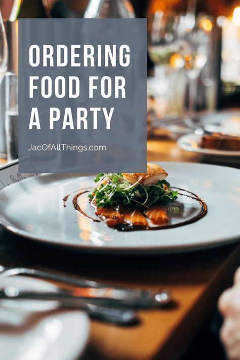 Learn how much food to order for a party with these easy tips and calculations. Order (or make) the perfect amount of food and drinks during your next gathering! Make entertaining easy! #partytip #partytips #entertaining Drink For A Crowd, Party Planning Food, Food To Order, Life Cheats, Diy Household Tips, Easy To Cook Meals, Food And Restaurant, Toddler Birthday Party, Dinner For Kids