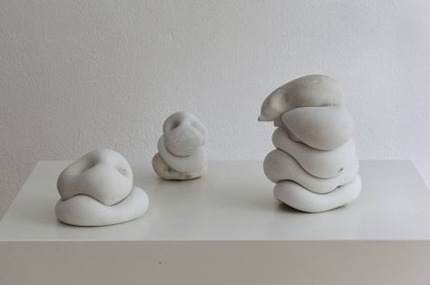 Maria Bartuszova, Sculpture Lessons, Art Assignments, Plaster Sculpture, Concrete Sculpture, Concrete Diy Projects, Wheel Thrown Pottery, Women Artists, Clay Art Projects