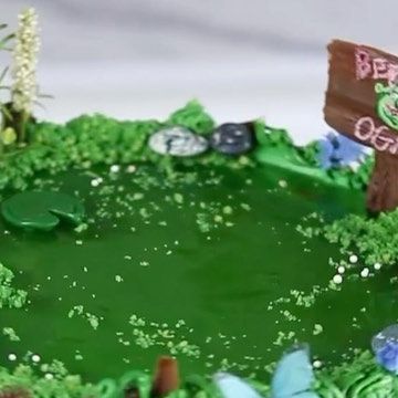 Swamp Cake, Shrek Swamp, Sheri Wilson, Green Jello, Cake Lover, Cake Baking, Cake Tutorial, Shrek, Eden