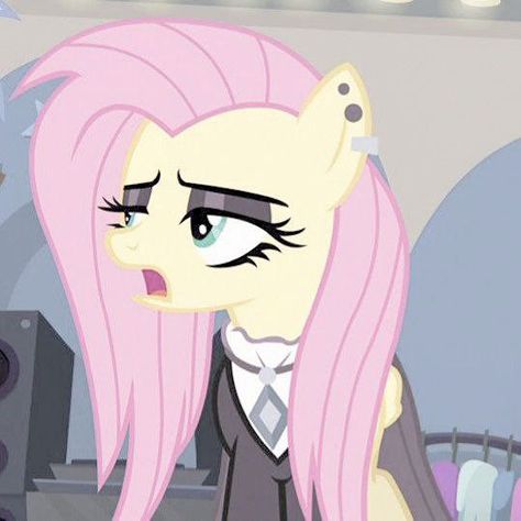 Vampire Fluttershy Icon, Goth Fluttershy Icon, Vampire Fluttershy Pfp, Goth Fluttershy Pfp, Emo Fluttershy, Goth Fluttershy, Fluttershy Core, Flutter Shy, My Little Pony Pictures