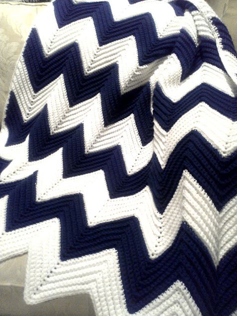 Chevron Afghan, All Things Bright And Beautiful, Zig Zag Crochet, Crochet Blanket Chevron, Ripple Afghan, Afghans Crochet, Chevron Crochet, Crochet Afghan Patterns Free, Crochet Afgans