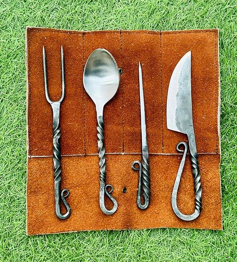 Medieval Kitchen, Viking Kitchen, Viking Medieval, Eating Utensils, Knife And Fork, Stainless Steel Flatware, Utensil Set, Knife Sets, Flatware Set