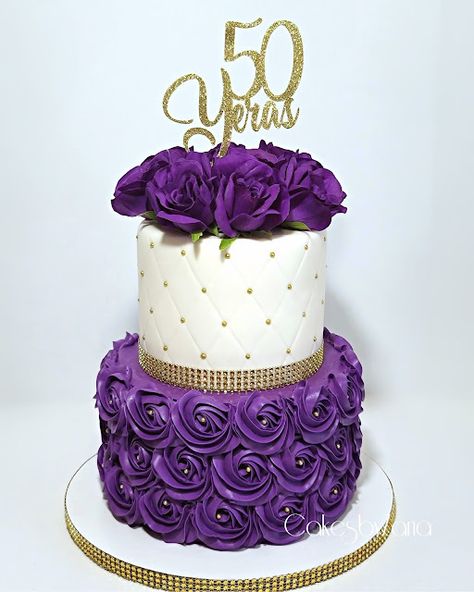 50th Birthday Ideas For Women Purple And Gold, 50th Birthday Cake Purple And Gold, Purple And Gold Cakes, Purple And Gold Birthday Cake, Purple Gold Cake, 50th Birthday Cake For Mom, Purple And Gold Cake, Cakes Without Fondant, 45 Birthday