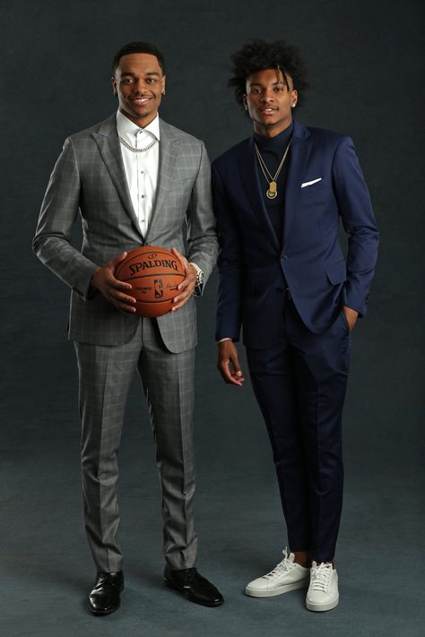 At 2019 #NBADraftLottery Presented by State Farm... @PJWashington x @Kevinporterjr! Nba Draft Suits, University Of Ky, Black Suit Men, Nba Draft, State Farm, Miami Heat, Black Suits, Wild Cats, Mens Suits