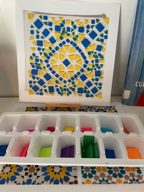 Paper mosaic art example Kids Mosaic Art Project, Paper Mosaic Art Ideas, Tissue Paper Mosaic, Paper Mosaic Art, Mosaics For Kids, Islamic Mosaic, Africa Craft, Art Books For Kids, Ibn Battuta