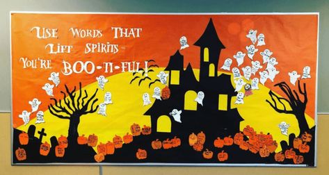 22 Spooktacular Halloween Bulletin Boards and Door Decorations Haunted House Bulletin Board Ideas, Bulletin Board Ideas For Halloween, Halloween Bulletin Boards Middle School, Halloween Bulliten Boards, Halloween Bulletin Boards For Work, Spooky Bulletin Boards, Haunted House Bulletin Board, Halloween School Bulletin Boards, Halloween Boards Bulletin