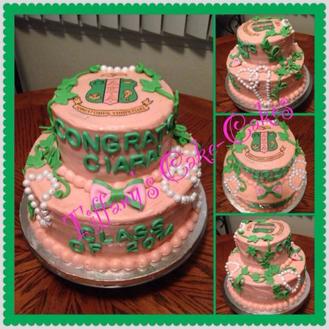 A sorority themed graduation cake. Alpha Kappa Alpha. It's vanilla cake with strawberry filling and cream cheese icing. Sorority Cookies, Aka Gifts, Creative Dishes, Pink Cakes, Strawberry Cake Filling, Strawberry Vanilla Cake, Skee Wee, Divine 9, Aka Sorority