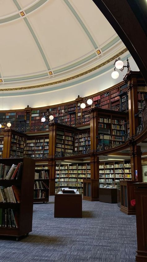 Library In London, Middlesex University London, London University Life, London Library Aesthetic, London Student Aesthetic, London Libraries, London University Aesthetic, Academic Romanticism, Liverpool Library