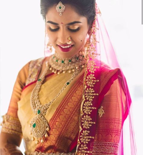 Bridal Inspiration on Instagram: “Melli musugu adds too much cuteness to her ..!! Tag us to get featured  Mail your wedding images to bridalinspiration.insta@gmail.com to…” Saree Inspiration, Bridal Sarees South Indian, Wedding Saree Blouse, Wedding Saree Blouse Designs, Wedding Saree Collection, Half Saree Designs, Indian Brides, Indian Bridal Wear, Unique Blouse Designs