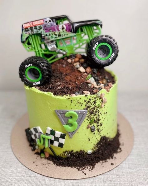 Monster Truck Theme Cake, Monster Truck Birthday Cake Ideas, Monster Truck Cakes For Boys, Grave Digger Birthday Cake, Monster Truck Cake Ideas, Monster Jam Party Decorations, Grave Digger Cake, Monster Jam Birthday Cake, Monster Truck Theme Birthday Party