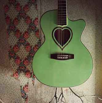 ..... Acoustic Guitar Cake, Green Guitar, Acoustic Guitar Lessons, I'm With The Band, Guitar Art, Custom Guitars, Ukelele, Find Color, I Love Music