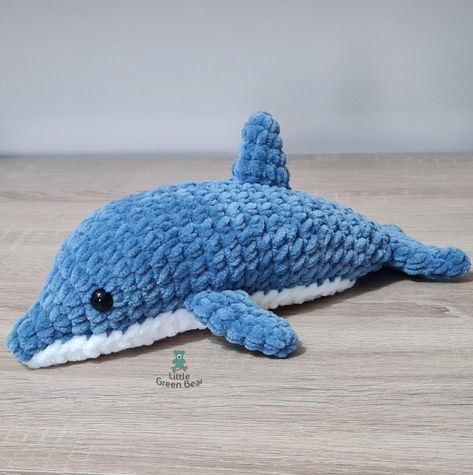 Dylan the Dolphin - US Terminology - Amigurumi Crochet pattern by Little Green Bear Dolphin Crochet Pattern, Dolphin Crochet, Crochet Dolphin, Dolphin Pattern, Crochet Toys Free, Easy Crochet Animals, Green Bear, Plush Yarn, Super Chunky Yarn