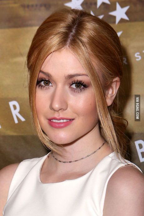 Katherine McNamara Catherine Mcnamara, Roux Auburn, Actresses With Black Hair, Camping Knots, Kat Mcnamara, Loose Ponytail, Clary Fray, London Spring, Katherine Mcnamara