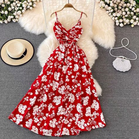 Material : Cotton Georgette Blend New in Summer 2022 Collection, Shop Now! Floral Dress Fashion, Beach Long Dress, Long Dress Summer, Dress Elegant Long, Lantern Sleeve Top, Sleeveless Skirt, Long Beach Dress, Dress Women Elegant, Boho Floral Dress