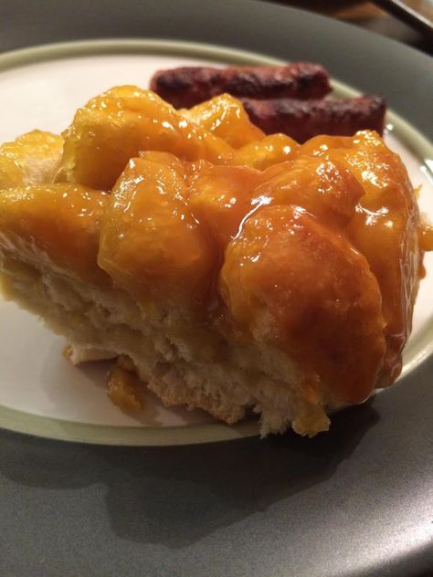 I received this recipe from a friend, and altered it to fit our family's taste. It's now a tradition to have them every Christmas! - They're delicious, gooey, and caramel coated. Enjoy! Pudding Caramel, Caramel Rolls, Bread Loaves, Cinnamon Caramel, Frozen Bread Dough, Caramel Pudding, Baked Bacon, Just A Pinch Recipes, Bread Snacks