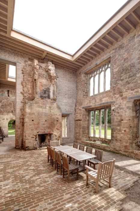 Renovated Barns, Stone Ruins, Ruins Architecture, Renovation Architecture, Luxury Rentals, Stone Houses, Stone House, Historic Buildings, Home Fashion