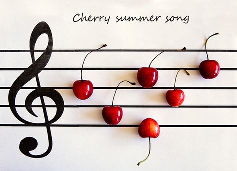 Coffee Beans Photography, Piano Girl, Summer Songs, Enjoy Your Weekend, Fruit Photography, Musical Art, Good Morning Good Night, Summer Fruit, Christmas Illustration