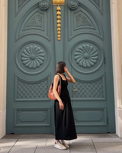 • just a girl enjoying the last bit of sunshine • PS. not the most stylish choice of footwear with this dress, but a lot of walking was done that day 🙈 • • • • • • • • • • • outfit of the day, black dress, black midi dress, midi dresses, what I wore today, September outfits, September style, September fashion, ootd, Vienna, Vienna blogger, Wien Urban Outfitters Summer Midi Dress For Day Out, Black Buttoned Midi Dress For Daywear, Black Button-up Midi Dress For Date Night, Everlane Midi Dress For Daywear, Outfits September, Urban Outfitters V-neck Midi Dress For A Day Out, September Style, What I Wore Today, September Outfits