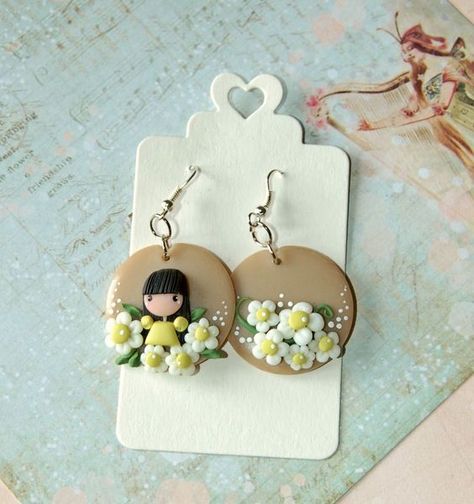 : Polymer Clay Disney, Polymer Clay Embroidery, Polymer Clay Flower Jewelry, Diy Earrings Polymer Clay, Polymer Clay Jewelry Diy, Polymer Clay Dolls, Cute Polymer Clay, Polymer Clay Necklace, Clay Jewelry Diy