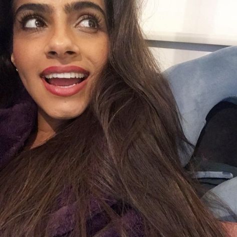 Mandip Gill, Comfort People, Timey Wimey Stuff, Pics Art, Dr Who, Doctor Who, Universe, Long Hair Styles, Actors