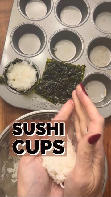 Food & Travel on Instagram: "SUSHI CUPS Ok this makes for the best party app or just quick bite at home. They are truly delicious and I actually was surprised at how much we loved them. Super easy to make. Key is really packing in the rice right and making sure you have a nice layer of seaweed. For the rice: I used microwave has mari rice from Trader Joe’s because that’s what I had at home. But you can use sushi rice or any rice you like. 2.5 cups rice 2 tbsp rice vinegar 2.5 tbsp. Sugar Seaweed And Rice, Sushi Cups, Hannukah Party, Easy Sushi, Ginger Powder, Baked Rice, How To Make Sushi, Kosher Recipes, Chili Paste