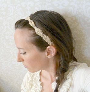 Crochet Crown Headband Pattern Crochet Hair Bands, Gold Hair Band, Mama In A Stitch, Knitted Headband Free Pattern, Macrame Headband, Kerchief Hair, Crochet Headband Pattern Free, Crochet Crown, Crochet Headbands