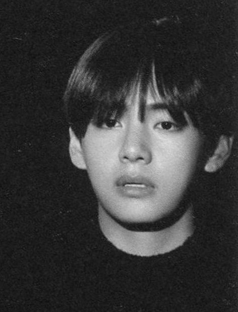 Taehyung Worried Face, Worried Face, Fast Heart Rate, Fetal Position, He Left Me, New Neighbors, Chin Up, You Dont Want Me, Puppy Eyes