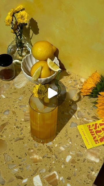 Reilly Meehan on Instagram: "Happy Pride Month you beautiful people!🌈🍋🌼
Today is day 3 of my rainbow flag cocktail series which means we are making a luscious Saffron Spiked Lemonade and while this cocktail has vodka and limoncello, you could easily sub them out for water and still have the most gorgeous golden lemonade ever.
Here’s how I made it:
1 small pinch saffron, crushed and bloomed with 1-2 ice cubes
2 oz vodka
1 oz limoncello
1 ½ oz fresh squeezed lemon juice
½ oz ginger simple syrup (or more if you want it sweeter)
Lemon for garnish
-add all the ingredients to a shaker with plenty of ice then shake until well chilled. Strain over fresh ice and garnish with lemon before sippin!
#pride #pridemonth #lemonade #cocktails #cocktailrecipes #gaypride #yellow #rainbow #saffron #saffron Liquid Sunshine Drink, Saffron Lemonade, Freckled Lemonade Red Robin, Saffron Drink, Simply Lemonade Cocktail, Spiked Lemonade, Sweet Lemon, Rainbow Flag, How To Squeeze Lemons