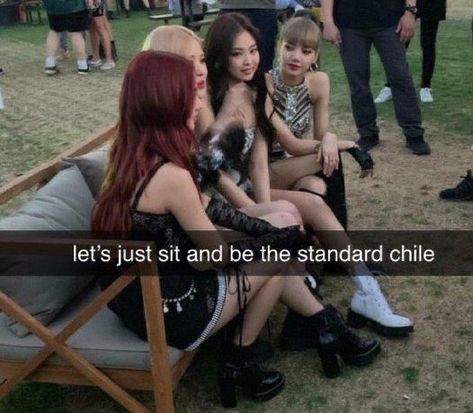 Writing Memes, World Hunger, Bella Hadid Outfits, Fandom Kpop, Blackpink Memes, Funny Kpop Memes, Blackpink Funny, Fb Memes, Kpop Funny