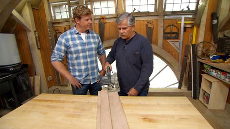 Ask This Old House general contractor Tom Silva demonstrates an easy way to make a track for any circular saw Stud Finders, Woodshop Tools, Track Saw, Folding Workbench, Using A Router, Sanding Wood, Yard Tools, Diy Air Dry Clay, Table Saw Blades