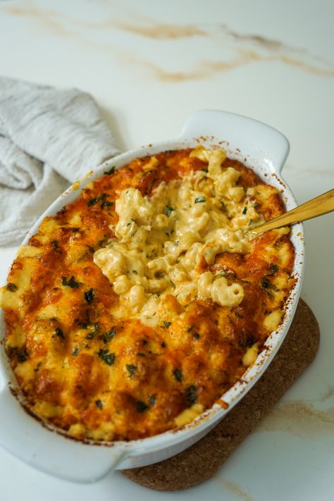 Creamy Crab Mac and Cheese - Asili Glam Crab Mac And Cheese Recipe, Creamy Seafood Pasta, Lemon Garlic Chicken Thighs, Seafood Mac And Cheese, Lemon Butter Salmon, Crab Mac And Cheese, Lump Crab Meat, Classic Mac And Cheese, Seafood Bake