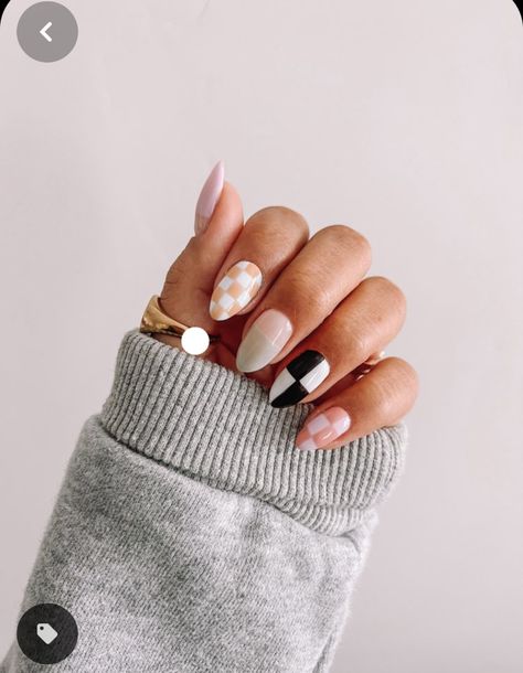 Classic Nail Set, Lost In My Thoughts, Nail Polish Ideas, Nail Design Glitter, Checkered Nails, Nail Aesthetic, Colors Nails, Retro Nails, Polish Ideas