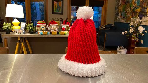 Loom Knit: Santa Beanie Adult Hat Santa Hat Tutorial, Knit Hat Patterns, Beginner Crochet Patterns, How To Loom Knit, Loom Knit Hat, The Crochet Crowd, Beautiful Ball, Crochet Crowd, Loom Knitting Projects