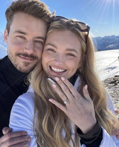 Epic Proposal, Engagement Proposal Photos, Proposal Photos, Vogue Wedding, Romee Strijd, Grow Old, Wedding Proposals, Engagement Announcement, Proposal Engagement