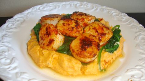 Scalloped Sweet Potatoes, Sweet Potato Puree, Garlic Spinach, Sweet Potato Spinach, Seared Scallops, Potato Puree, Scallop Recipes, Sauteed Spinach, Macro Meals